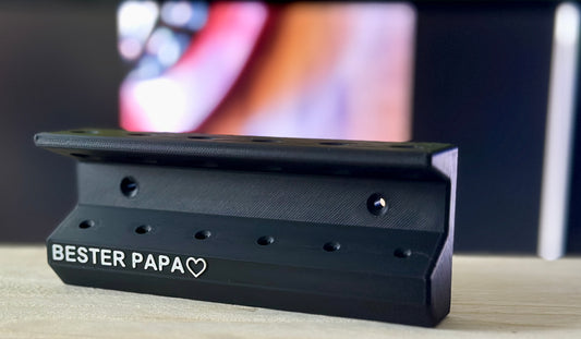 Darts Ständer mit Text "Bester Papa" und einem Herz