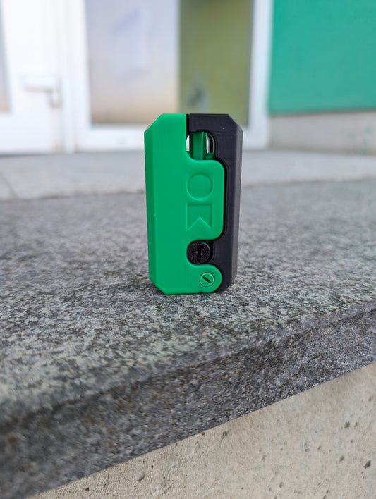 Mittelfinger Fidget Toy geschlossen