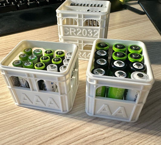 Batterie Aufbewahrung Box für verschiedene Batterie Typen - Bierkasten Style