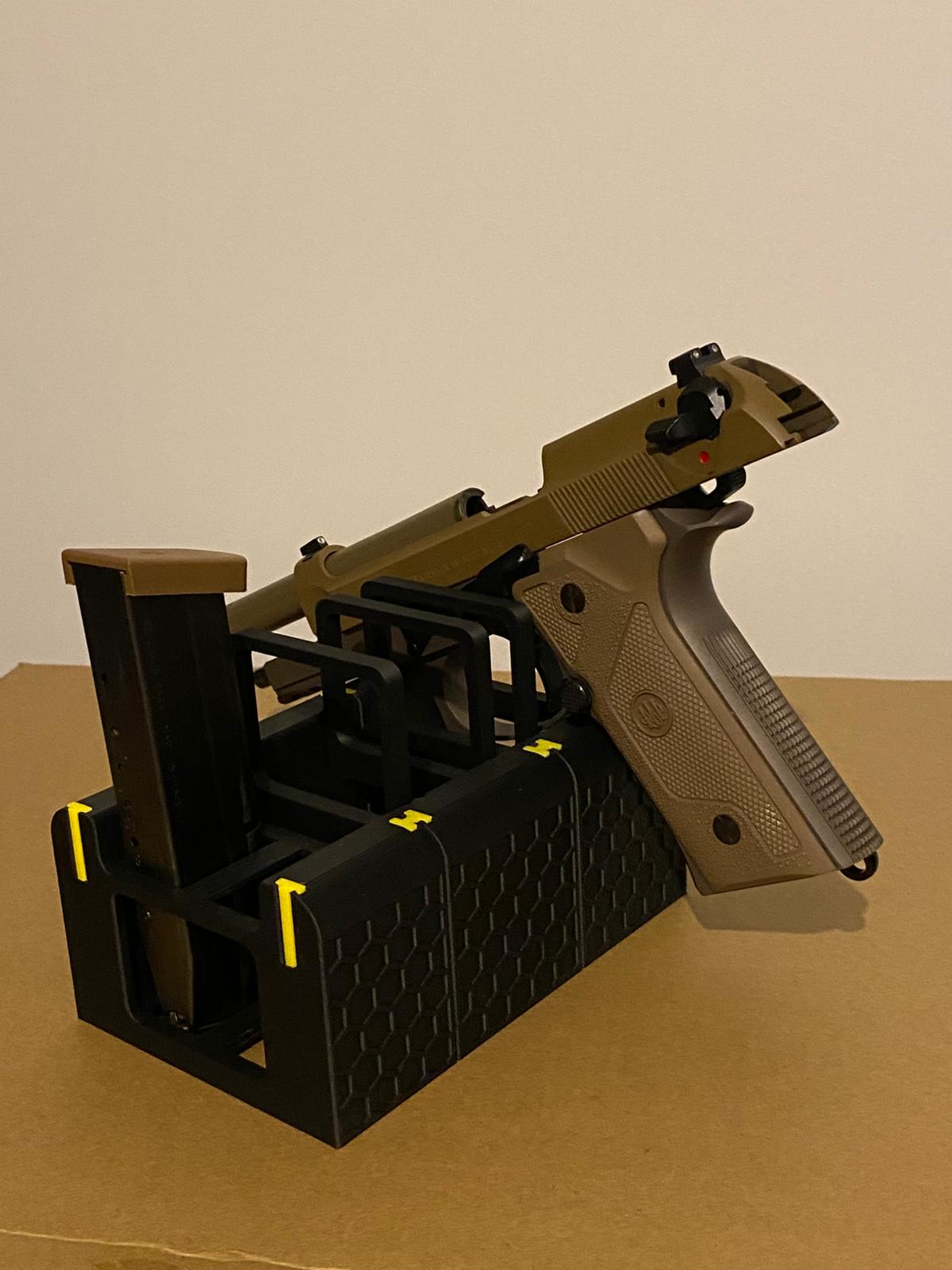 Modularer Pistolen- und Magazinhalter